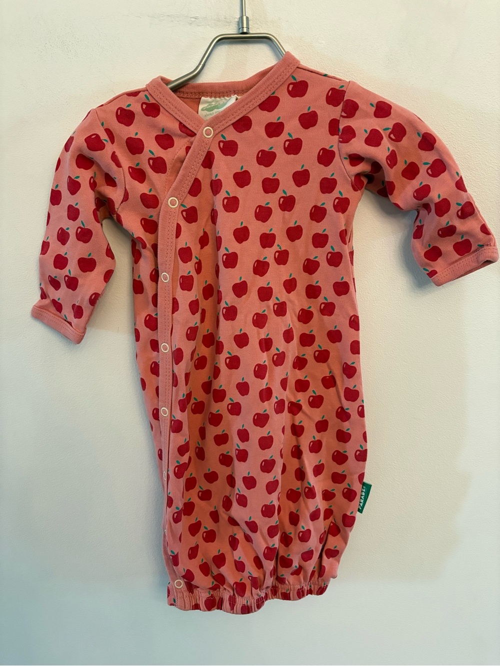 Parade Organic Baby Gown in Pink Apple Print 0-3M
